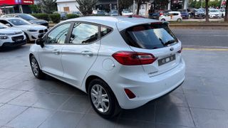 Ford Fiesta 2019 TREND 1.5D CARMAX-thumb-2