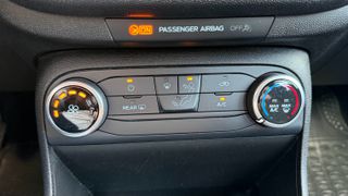 Ford Fiesta 2019 TREND 1.5D CARMAX-thumb-14