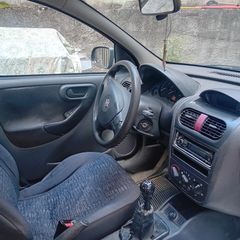 Opel Corsa 2003-thumb-4