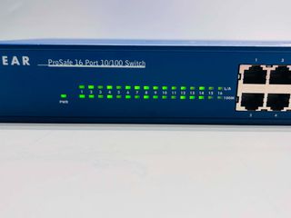 Netgear ProSafe JFS516 – Unmanaged Network Switch 16 Θυρών (10/100)