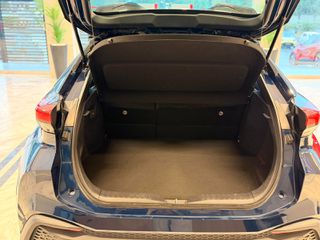 Toyota C-HR 2025 C-ULT PLUG-IN HYBRID-thumb-10