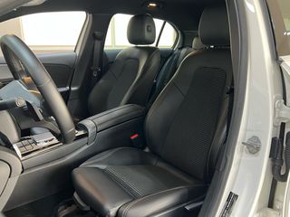 Mercedes-Benz A 180 2019 AUTO/ΟΘΟΝΗ/CAMERA/NAVI/FULL LED/ΔΕΡΜΑ/ΖΑΝΤΕΣ/EU6-thumb-32