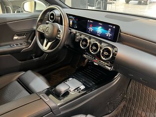 Mercedes-Benz A 180 2019 AUTO/ΟΘΟΝΗ/CAMERA/NAVI/FULL LED/ΔΕΡΜΑ/ΖΑΝΤΕΣ/EU6-thumb-34