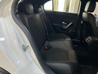 Mercedes-Benz A 180 2019 AUTO/ΟΘΟΝΗ/CAMERA/NAVI/FULL LED/ΔΕΡΜΑ/ΖΑΝΤΕΣ/EU6-thumb-38