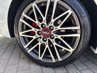 Kia ProCeed / pro_cee'd 2023 GT-thumb-8