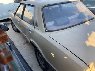 FORD TAUNUS / CORTINA-thumb-5
