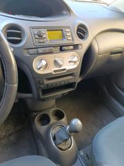 Toyota Yaris 2004 ΚΟΜΜΆΤΙ ΚΟΜΜΆΤΙ ΜΟΝΟ-thumb-5
