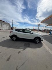 Nissan Qashqai 2016-thumb-1