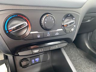Hyundai i 20 2017 EURO 6-thumb-21