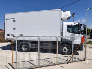 Ψυγείο Mercedes-Benz 2017 atego 1523 τσιγγελαδικο-thumb-4