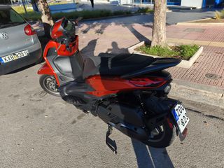 Piaggio Beverly 400 2023