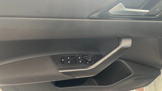 Volkswagen Polo 2024 LIFE-thumb-9