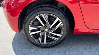Peugeot 208 2023 1.2 PURETECH 75 STYLE-thumb-14