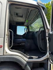 Volvo 2007-thumb-10