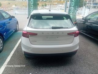 Skoda Fabia 2025 1,0 TSI 116PS DSG SELECTION-thumb-3