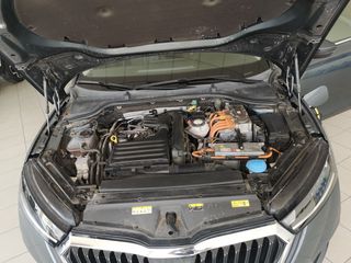 Skoda Octavia 2021 OCTAVIA IV PHEV 204HP DSG 1.4-thumb-10