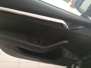 Skoda Octavia 2021 OCTAVIA IV PHEV 204HP DSG 1.4-thumb-34