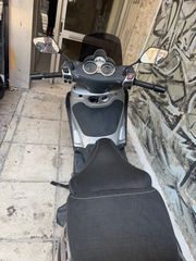 Piaggio Beverly 250 2004-thumb-3