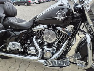 Harley Davidson ROAD KING 2010 TOYRING FLHRC-thumb-9