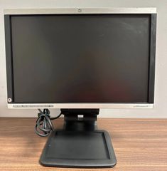 HP LA1905W