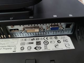 HP LA1905W-thumb-3