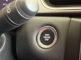 Renault Captur 2025 TECHNO EC0-G 100ps!-thumb-69