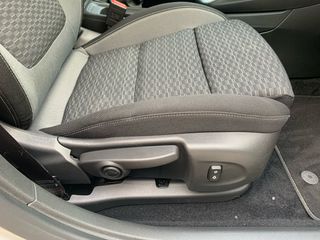 Opel Astra 2020-thumb-5