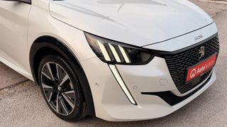 Peugeot 208 2021 PureTech GT-thumb-1
