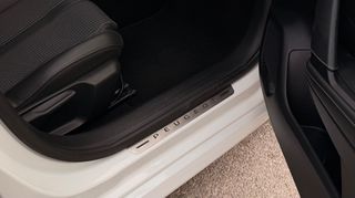 Peugeot 208 2021 PureTech GT-thumb-31