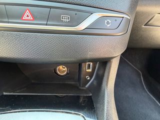 Peugeot 308 2016 1.2 PURETECH 130 ACTIVE BUSINESS AΥΤΟΜΑΤΟ  KLIMA/NAVI-thumb-24