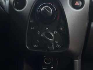 Toyota Aygo 2022-thumb-25