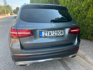 Mercedes-Benz GLC 350 2017 4matic / plug in hybrid / Panorama / Navi / Leather-thumb-2