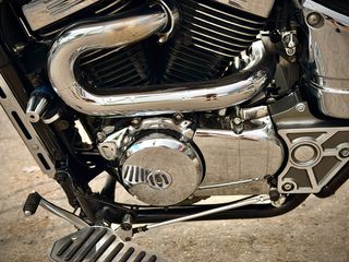 Suzuki Desperado 2004-thumb-14
