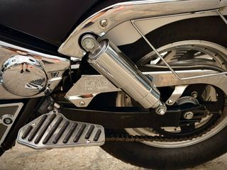 Suzuki Desperado 2004-thumb-15