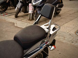 Suzuki Desperado 2004-thumb-18