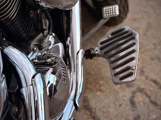 Suzuki Desperado 2004-thumb-24