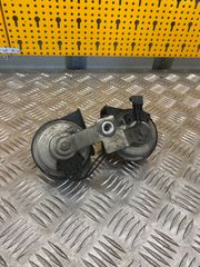 FORD FOCUS ‘09 0055306 A046522 Κορνες σε άριστη κατάσταση γνησια!!!
