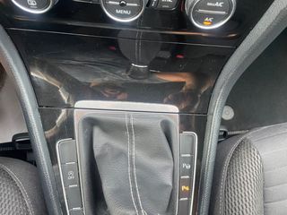 Volkswagen Golf 2014 Euro6 Xenon-thumb-44