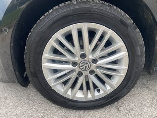 Volkswagen Golf 2014 Euro6 Xenon-thumb-21