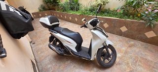 Honda SH 150i 2022 Sporty-thumb-3