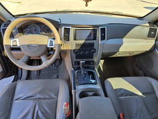 Jeep Cherokee 2009 GRAND CHEROKEE LAREDO CRD Automatic 4x4-thumb-13