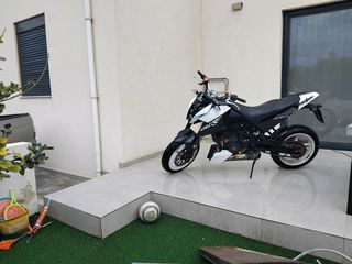 KTM 690 Duke 2008-thumb-3
