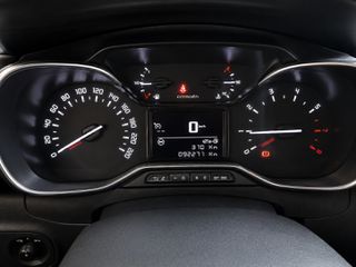 Citroen C3 2017 SHINE 1.2 PURETECH 82-thumb-9