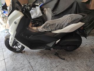 Yamaha NMAX 125 2025-thumb-1