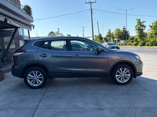 Nissan Qashqai 2016 Acenta-thumb-3