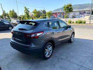 Nissan Qashqai 2016 Acenta-thumb-4