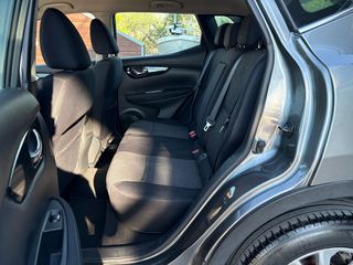 Nissan Qashqai 2016 Acenta-thumb-11