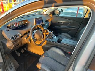 Peugeot 3008 2016 1.2 PURETECH 130 ALLURE-thumb-18