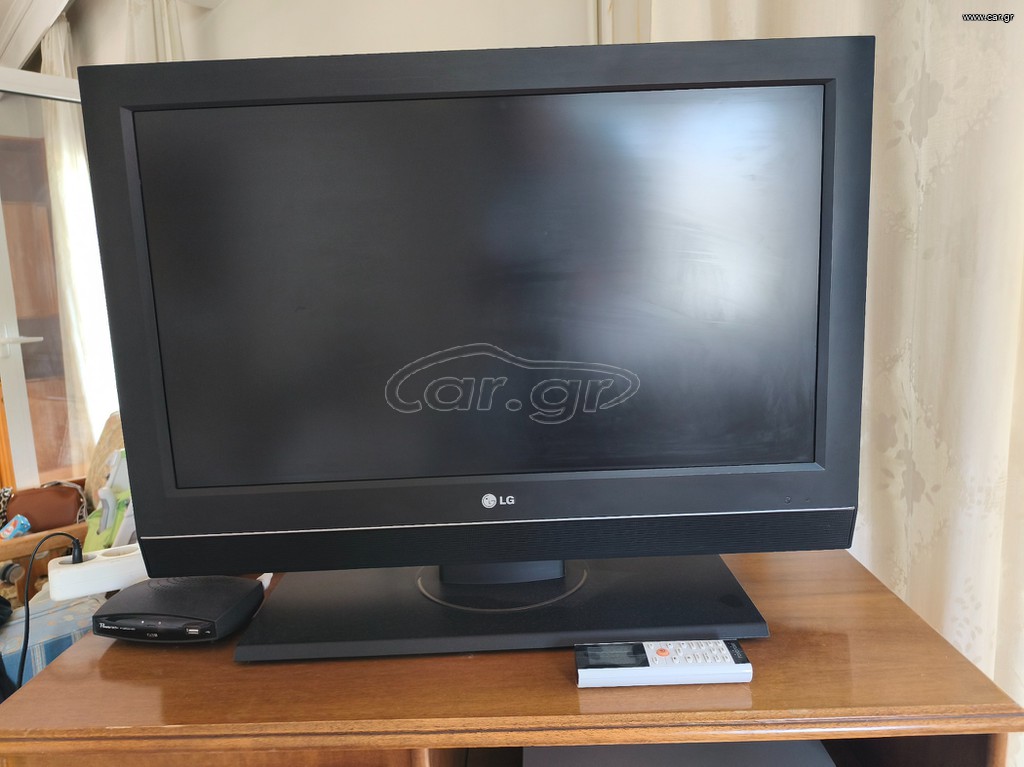 LG 32