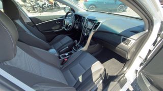Hyundai i 30 2015 ΠΟΥΛΗΘΗΚΕ 1.6 CRDI NAVI 6τάχυτο-thumb-16